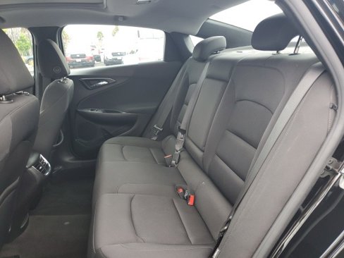 Used 2021 Chevrolet Malibu LT image 16
