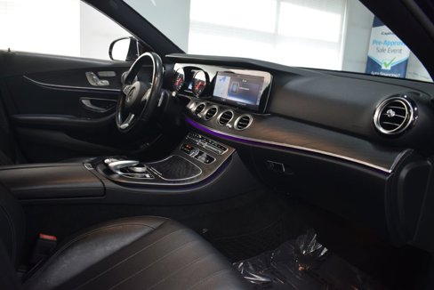 Used 2018 Mercedes-Benz E 300 4MATIC w/ Premium 1 Package image 19