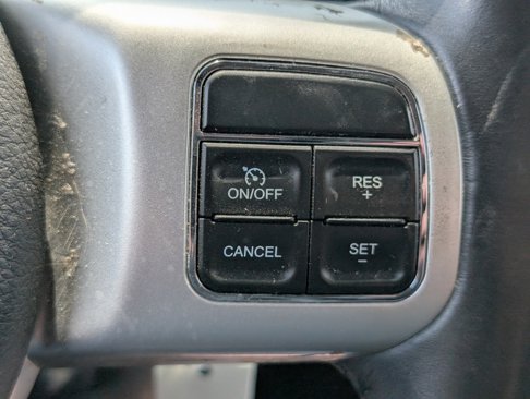 Used 2016 Jeep Compass Latitude image 4