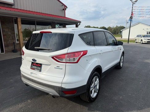 Used 2016 Ford Escape SE image 4