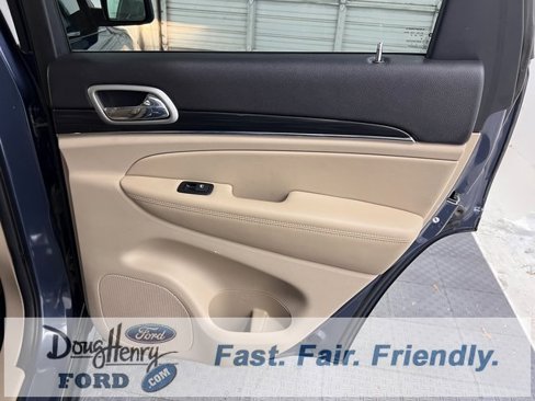 Used 2019 Jeep Grand Cherokee Limited image 30