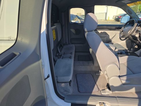 Used 2006 Toyota Tacoma 2WD Access Cab image 16