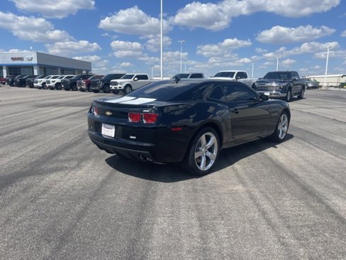 Used 2010 Chevrolet Camaro SS w/ White Stripe Package image 5