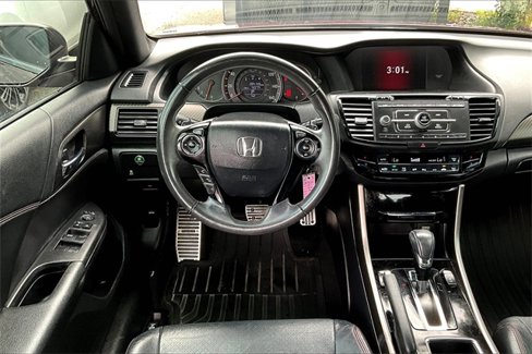 Used 2017 Honda Accord Sport Special Edition image 5