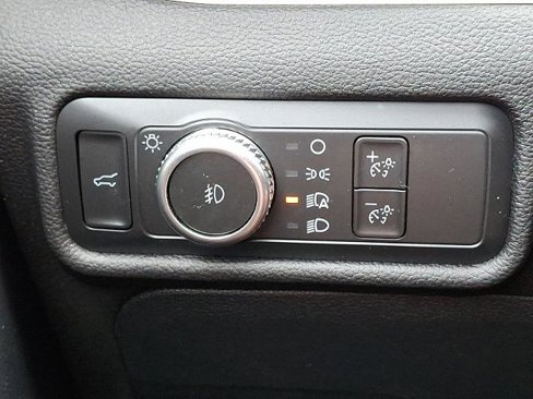 Certified 2022 Ford Explorer XLT w/ Equipment Group 202A image 26