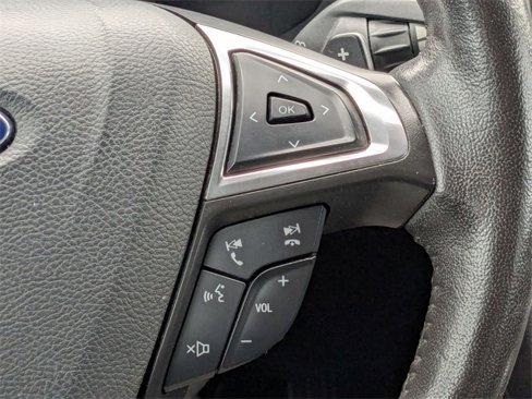 Used 2016 Ford Fusion Titanium image 19