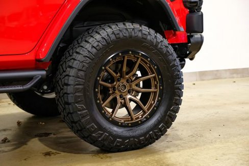 Used 2024 Jeep Wrangler Unlimited Rubicon w/ Technology Group image 47