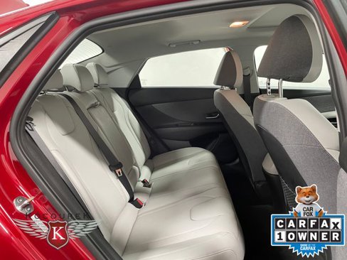 Used 2021 Hyundai Elantra Limited image 21