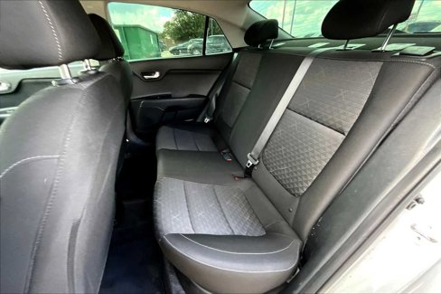 Used 2020 Kia Rio S image 17