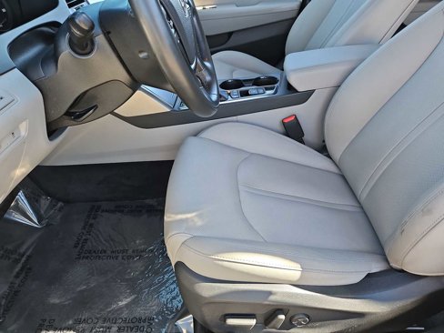 Used 2017 Hyundai Sonata Limited image 16
