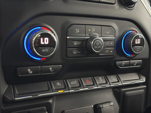 Used 2019 Chevrolet Silverado 1500 RST image 26