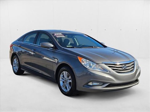 Used 2013 Hyundai Sonata GLS w/ Popular Equipment Pkg image 3