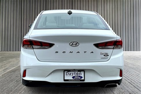 Used 2018 Hyundai Sonata Limited w/ Cargo Package image 4