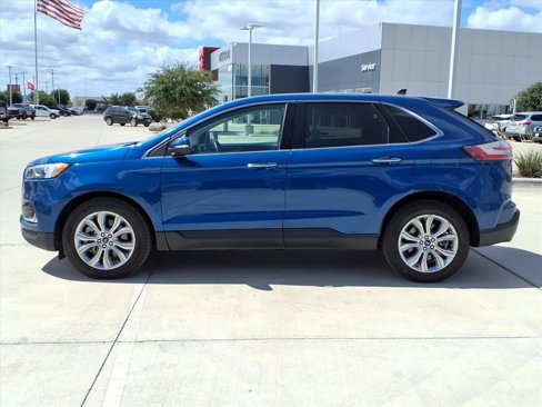 Used 2022 Ford Edge Titanium image 4