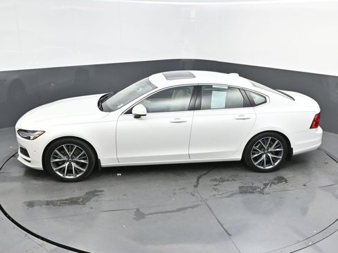 Used 2017 Volvo S90 T5 Momentum w/ Vision Package image 20