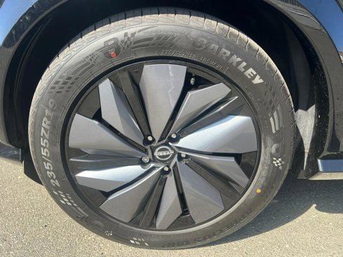 Used 2023 Nissan Ariya FWD image 46