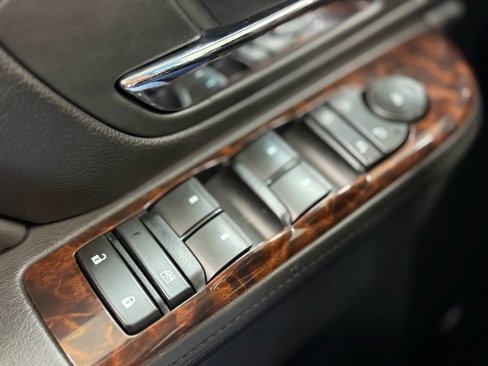 Used 2012 GMC Yukon Denali image 27