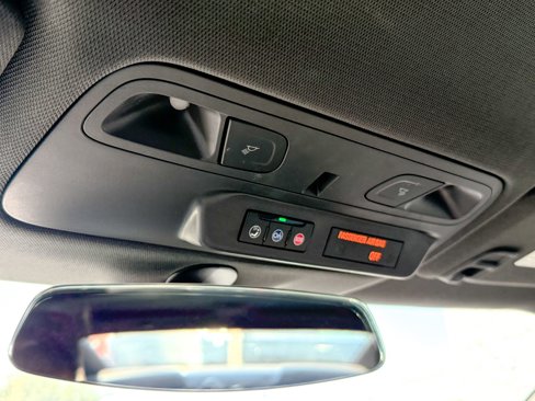 Used 2023 Chevrolet Camaro LT image 27