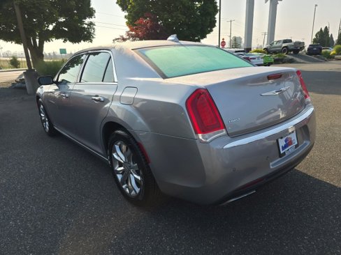Used 2017 Chrysler 300 C w/ Safetytec Plus Group image 6