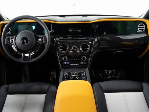 New 2025 Rolls-Royce Cullinan Black Badge image 34