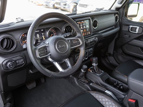 Used 2022 Jeep Gladiator Overland image 4