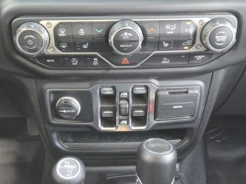 Used 2022 Jeep Gladiator Willys image 20