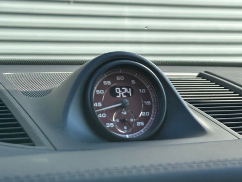 Used 2022 Porsche Macan image 23