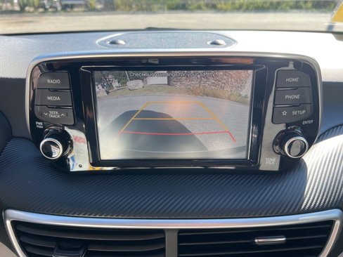 Used 2020 Hyundai Tucson SE w/ Winter Weather Package image 19