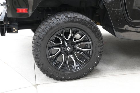 Used 2002 HUMMER H1 4-Door Wagon image 27