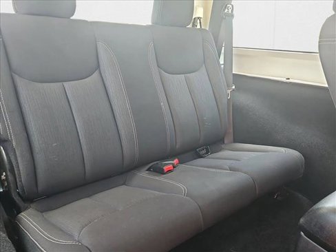 Used 2014 Jeep Wrangler Rubicon w/ Power Convenience Group image 19