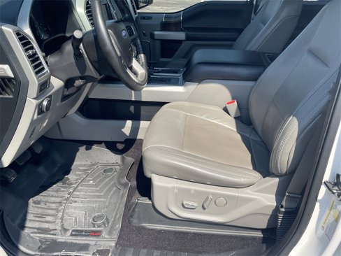 Used 2017 Ford F150 Lariat image 12