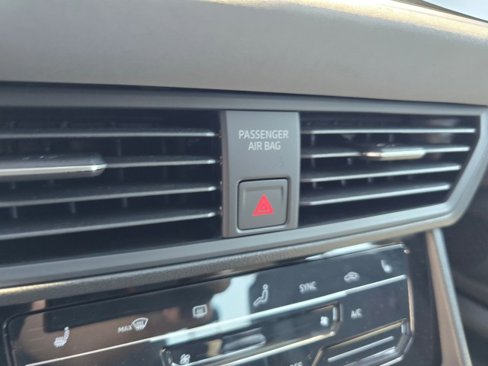 New 2025 Volkswagen Jetta SE image 38
