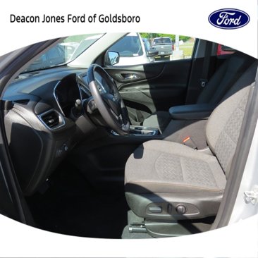 Used 2022 Chevrolet Equinox LT w/ Driver Convenience Package image 12