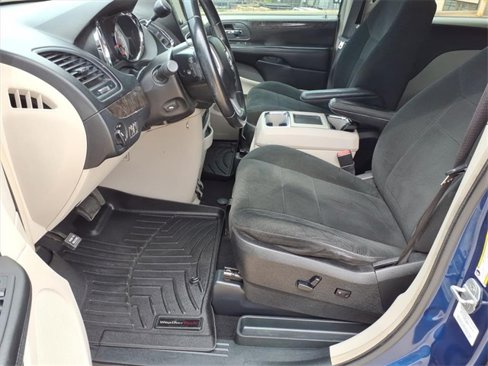 Used 2011 Dodge Grand Caravan Crew w/ Entertainment Group 1 image 14