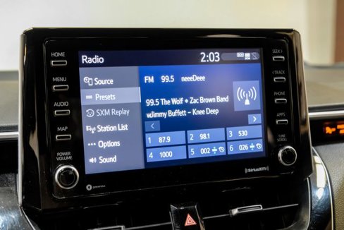 Used 2021 Toyota Corolla SE image 36