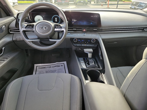 Certified 2023 Hyundai Elantra SEL w/ Convenience Package image 4