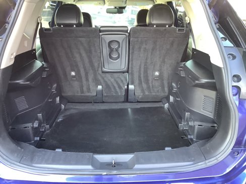 Used 2018 Nissan Rogue SL image 6