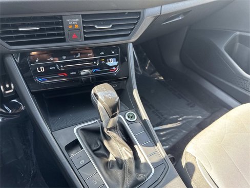 Used 2025 Volkswagen Jetta Sport image 22