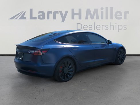 Used 2022 Tesla Model 3 Performance image 5