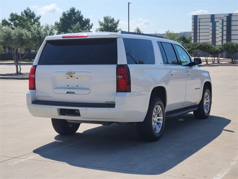 Used 2020 Chevrolet Suburban LT image 5