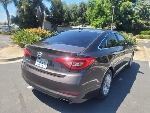 Used 2015 Hyundai Sonata SE image 8