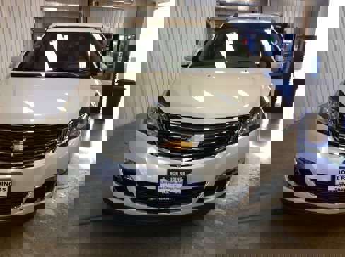 Used 2016 Chevrolet Traverse LT image 9