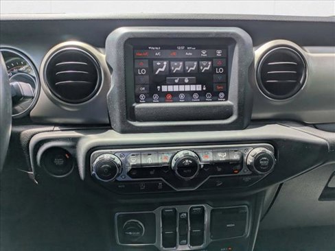 Used 2018 Jeep Wrangler Unlimited Sport S image 13