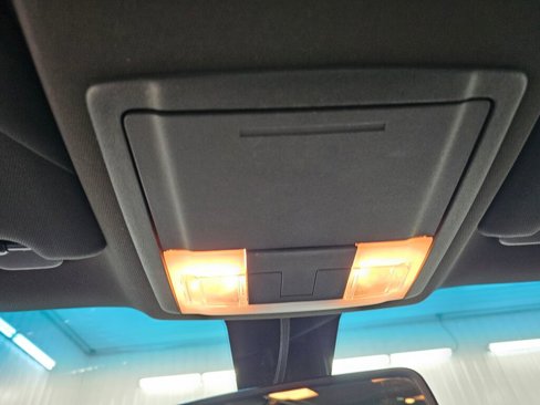 Used 2014 Ford Taurus Limited image 11