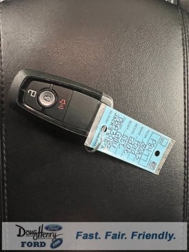 Used 2023 Ford Edge SEL image 50