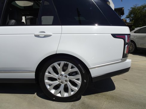 Used 2022 Land Rover Range Rover Westminster Edition image 11