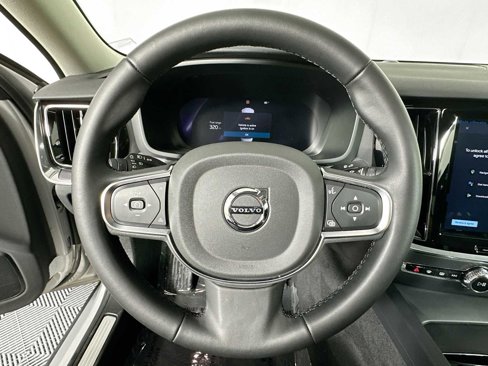 Certified 2025 Volvo S60 B5 Core image 11