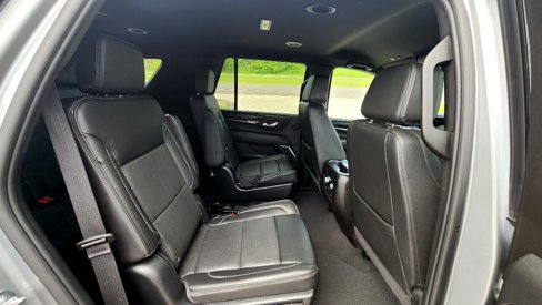Used 2023 GMC Yukon Denali image 30