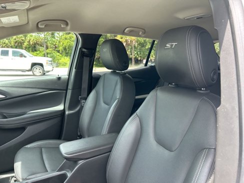 Used 2024 Buick Encore GX Sport Touring image 29