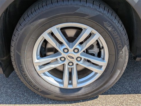 Used 2022 Ford Explorer XLT w/ Equipment Group 202A image 33
